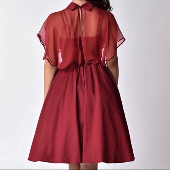 Unique Vintage red dress with capelet size large - Picture 2 of 13